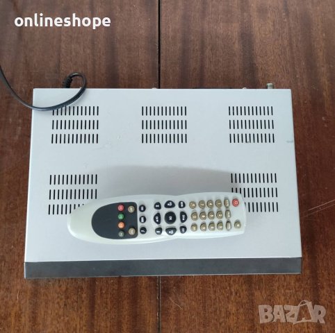 Сателитен приемник Medion, снимка 2 - Приемници и антени - 41148439