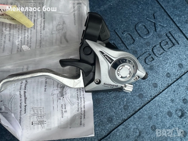 Ръкохватка със скорости shimano, снимка 2 - Части за велосипеди - 52569635