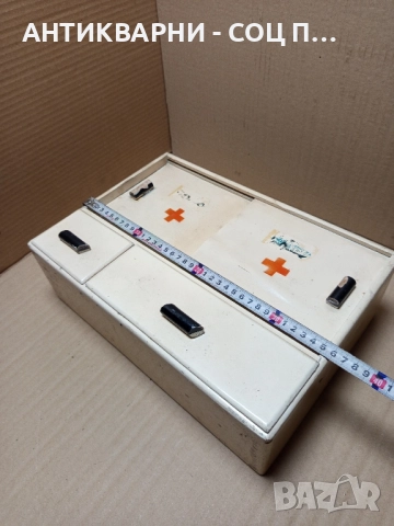 Соц Стара Дървена Аптечка. , снимка 9 - Антикварни и старинни предмети - 52566456