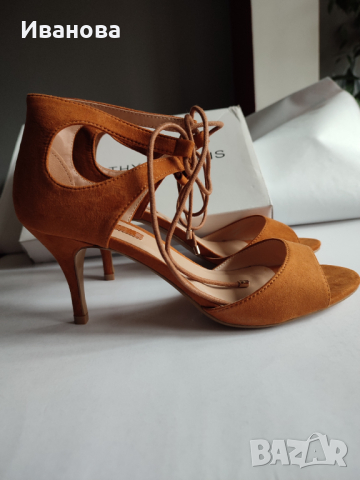 Дамски сандали, снимка 1 - Дамски обувки на ток - 36307976