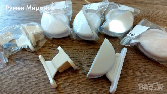 Продавам розетки за кабели, стопер за врата на кемпер и каравана , снимка 3 - Палатки - 34601106