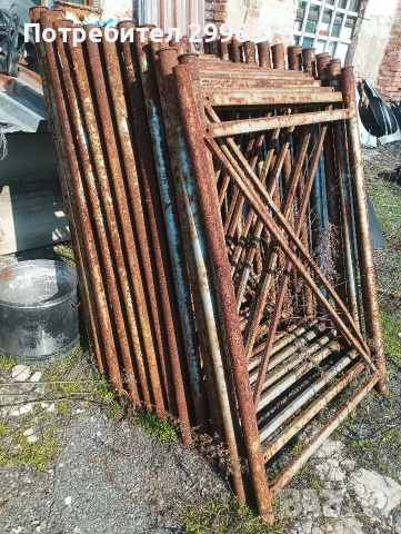 24 бр крака за метално / желязно скеле 