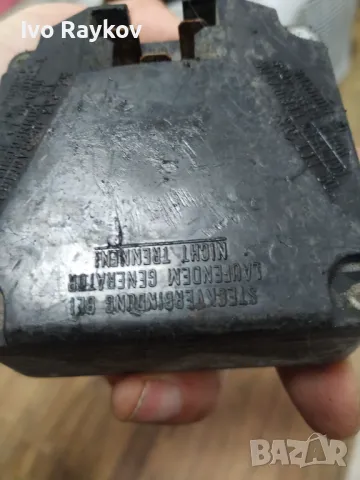 Реле регулатор за алтернатор BOSCH 0 192 033 004 , Volvo,DAF,Mercedes, снимка 2 - Части - 48311950