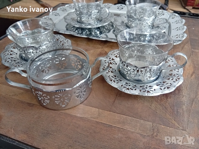 Сервиз чашки и табла, снимка 3 - Сервизи - 53735664