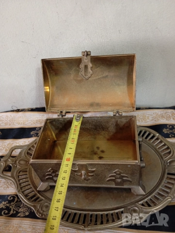 Комплект кутия с поднос, снимка 3 - Други ценни предмети - 52927165