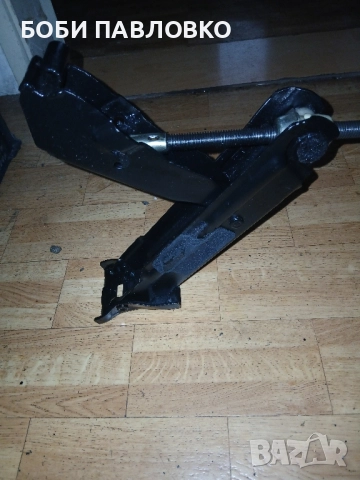 Оргинален крик волво оем, снимка 14 - Аксесоари и консумативи - 51975985