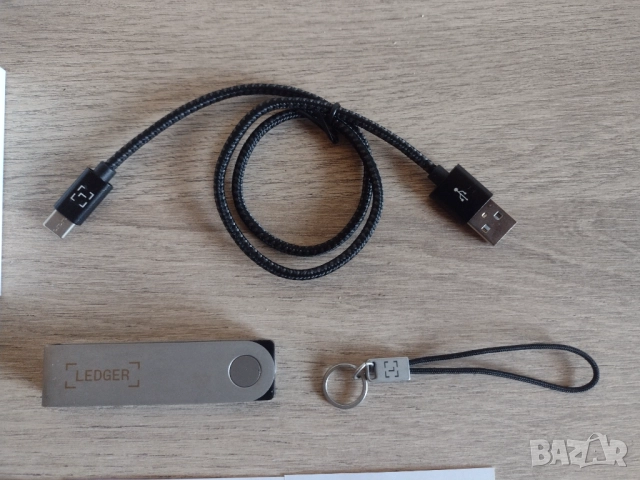 хардуерен портфейл Ledger Nano X, снимка 2 - USB Flash памети - 52146373