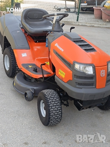 тракторна косачка 17hp Husqvarna TC138, снимка 2 - Градинска техника - 51552224