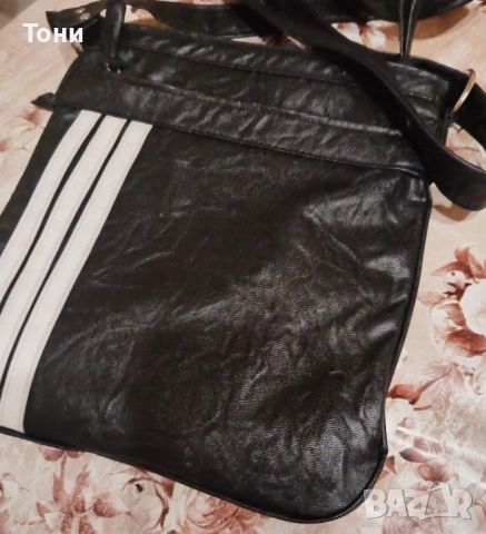 ADIDAS Оригинална Нова Кожена Дамска Чанта , снимка 12 - Чанти - 51773267