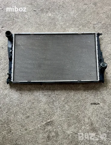 Воден радиатор БМВ Е90 E91 BMW