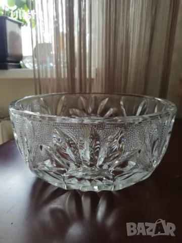 Дебелостенна кристална купа, снимка 2 - Аксесоари за кухня - 49839935