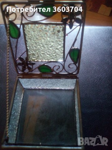 Кутия за бижута, снимка 1