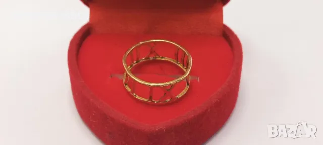 Златен пръстен-2,45гр/18кр, снимка 6 - Пръстени - 48307889