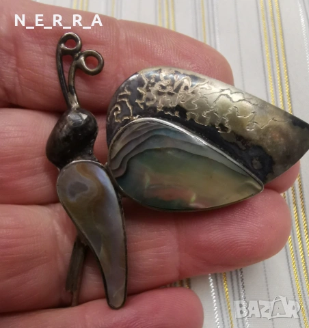 Стара брошка със седеф, снимка 2 - Други - 53009136