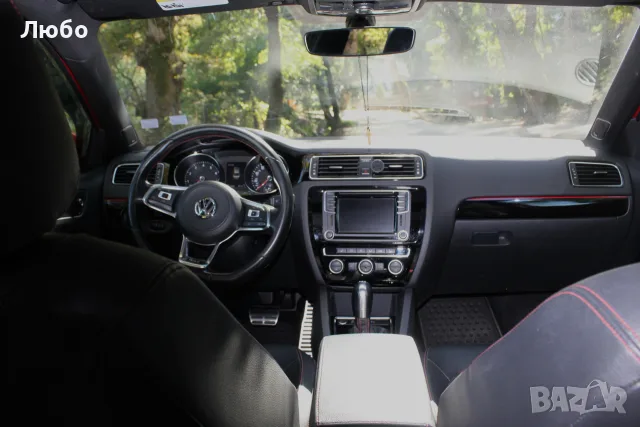 Vw Jetta GLI/GTI DSG FULL 2018, снимка 14 - Автомобили и джипове - 56068804