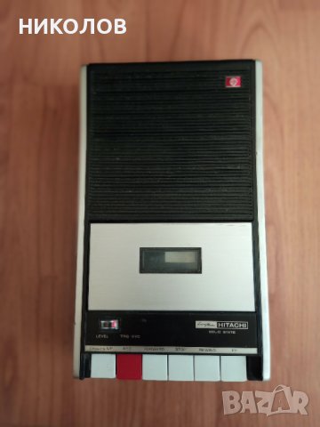 Репортерски касетофон HITACHI , снимка 1 - Радиокасетофони, транзистори - 41900233