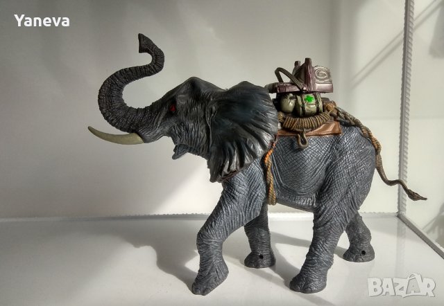Индийски слон с батерии и издава звуци . , снимка 1 - Фигурки - 40392630