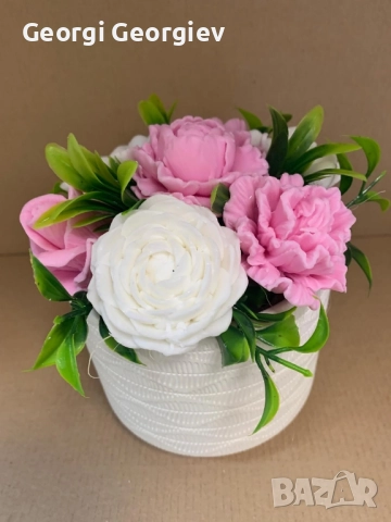 цветя изработени с глицеринов ароматен сапун и Българска роза Стара Загора,бивше кино Септември, снимка 8 - Изкуствени цветя - 52499822