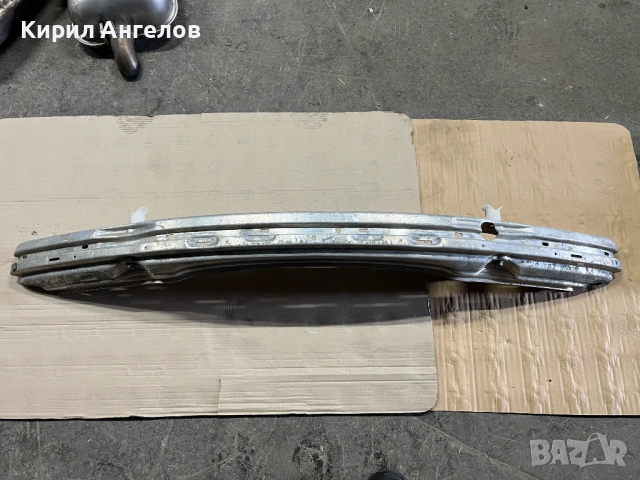 Гредата на предната броня за BMW E39 (преди фейса)