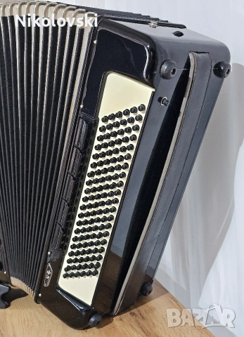 Акордеон Weltmeister S4 НОВ, снимка 7 - Акордеони - 53673686