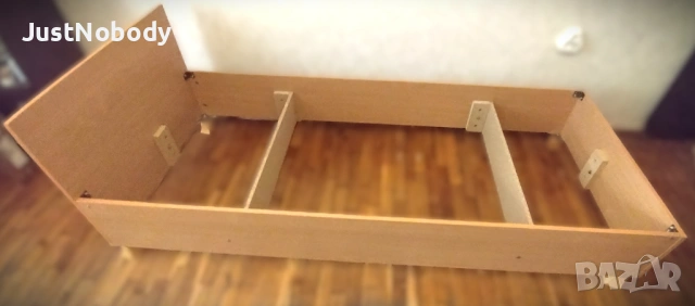 Единично легло + подарък 2 матрака