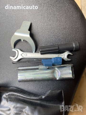 Седалка с кош и инструменти за Honda Sh 125 i 2020г., снимка 10 - Части - 42093871