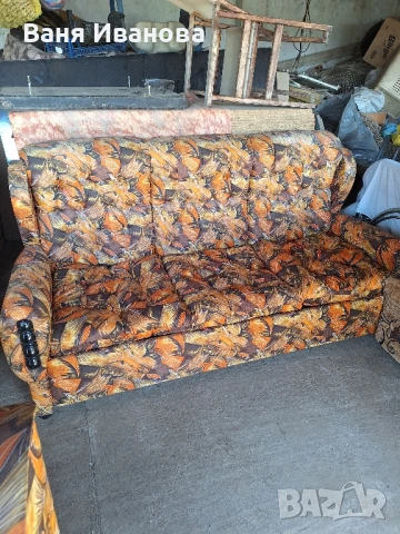 Диван с 2 табуретки и 2 фотьойла