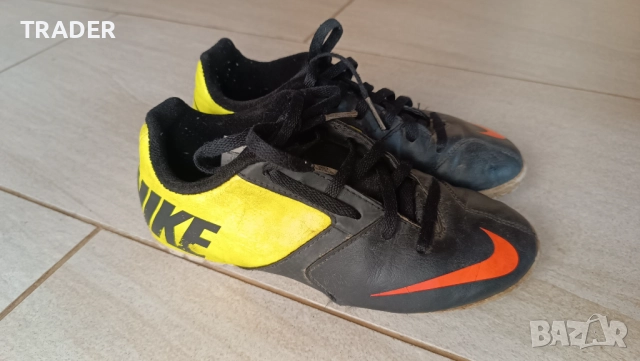 футболни обувки гъсенички бутонки Nike размер 33 номер, дължина на стелката 20.5см, снимка 3 - Детски маратонки - 42603990