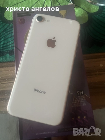 Телефон Айфон 8, снимка 2 - Apple iPhone - 56046916