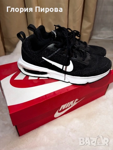 Маратонки Nike 