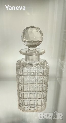 Масивна стъклена бутилка за напитки и чаша. , снимка 2 - Други стоки за дома - 42027347