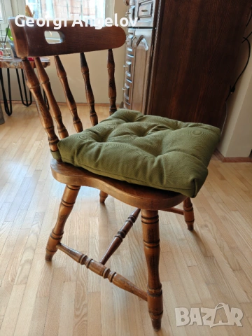 Комплект трапезна маса с 4 стола (Масив / Ретро стил)