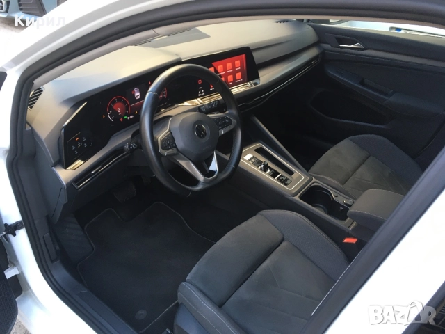 Volkswagen Golf 8 TDI 150кс. В гаранция., снимка 7 - Автомобили и джипове - 52821502