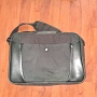 Продавам маркова чанта за лаптоп., снимка 2