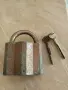 Стар масивен руски катинар с два ключа, снимка 1