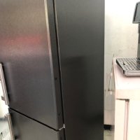 Ком.хладилник:Либхер-вис:1,85см,тъмно сив мат,тъч скрин дисплей,комплектен,нов внос,нов модел,, снимка 3 - Хладилници - 41996832