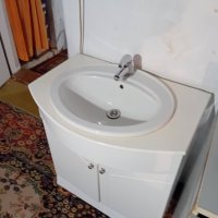 Сет мивка + шкаф за баня , снимка 1 - Мивки - 44279908