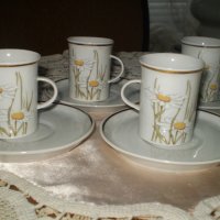 Стар Български порцелан комплект от 4 чаши за кафе, снимка 1 - Други ценни предмети - 39147202