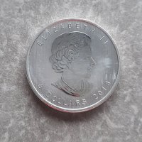 Инвестиционна сребърна монета 1 и 1/2 унция 8 Dollars - Elizabeth II Polar Bear, снимка 1 - Нумизматика и бонистика - 41873658