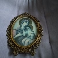 Икона на Дева Мария с младенеца от Чекотоинският манастир в Калугерово от соца осветена 222х155мм , снимка 1 - Икони - 39349433