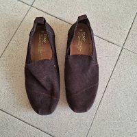 TOMS естествена кожа , снимка 2 - Мокасини - 42482510