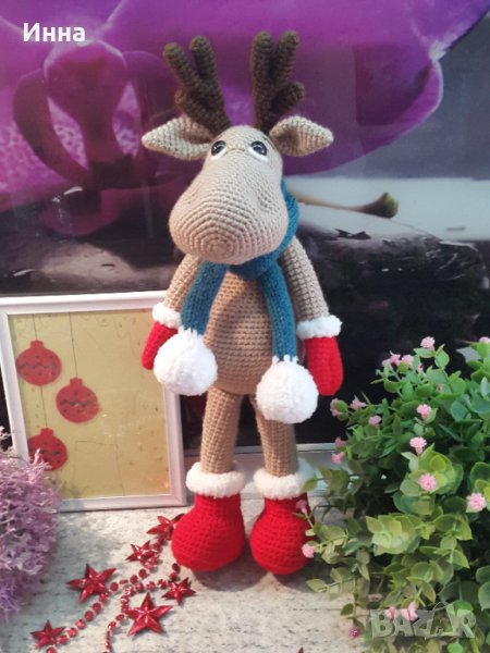 Подарък за Коледа. Елен /Рудольф с шал/, Ръчно изработена, Плетена играчка, снимка 1