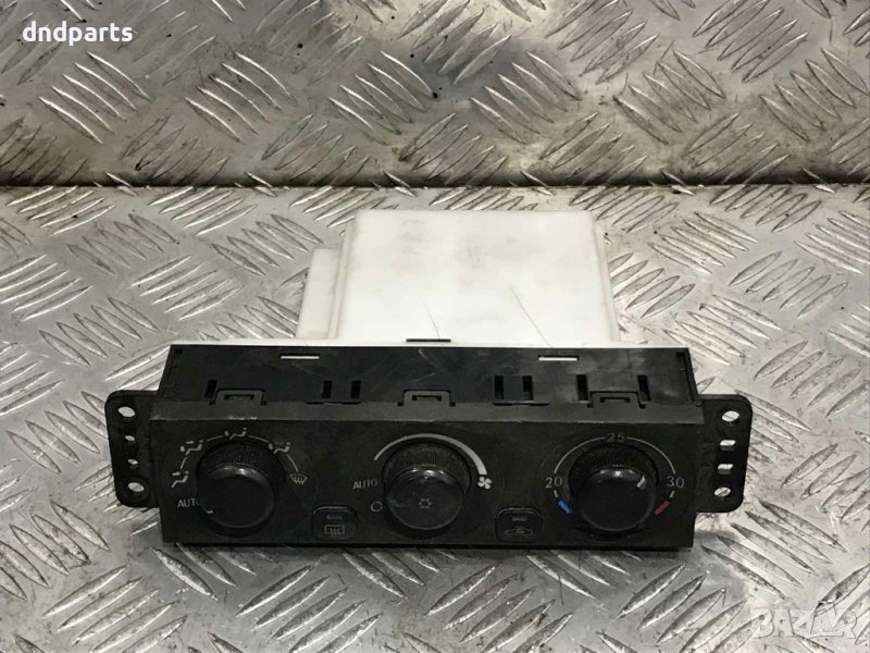 Панел климатик Mitsubishi Pajero,2002г., снимка 1