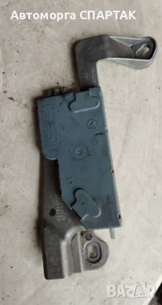 Mercedes W219 CLS Keyless Go антенен усилвател аналог 2118270742, снимка 1