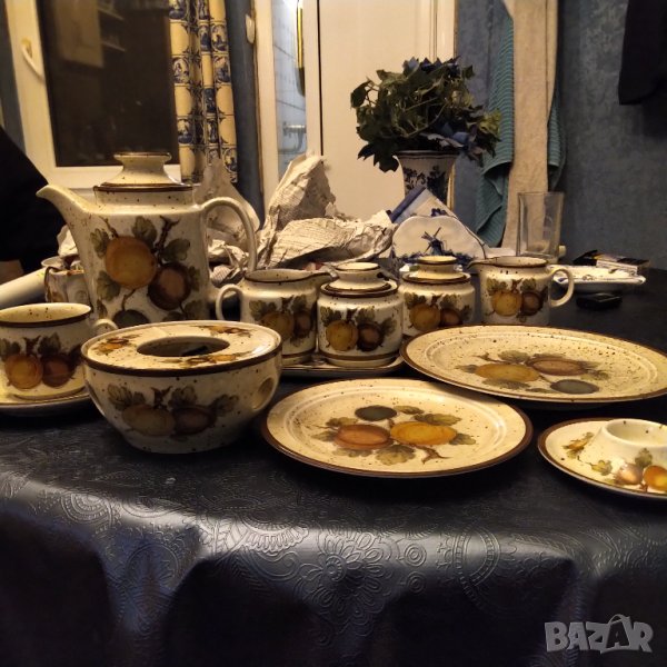 Winterling Kirchenlamitz Karina Fruit Decor Ябълки   50 части, снимка 1