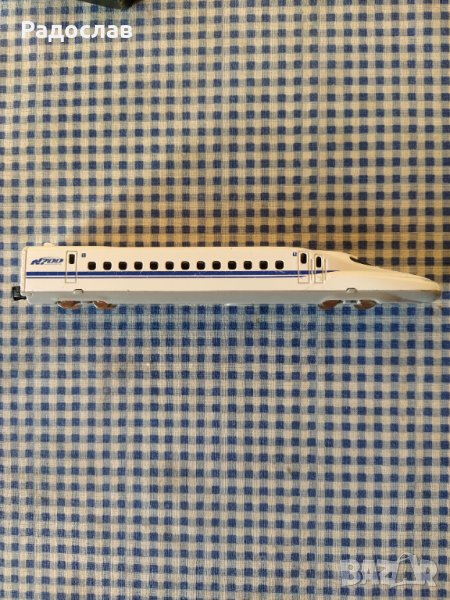 оригинален японски модел на локомотив  влакa стрела N 700, снимка 1