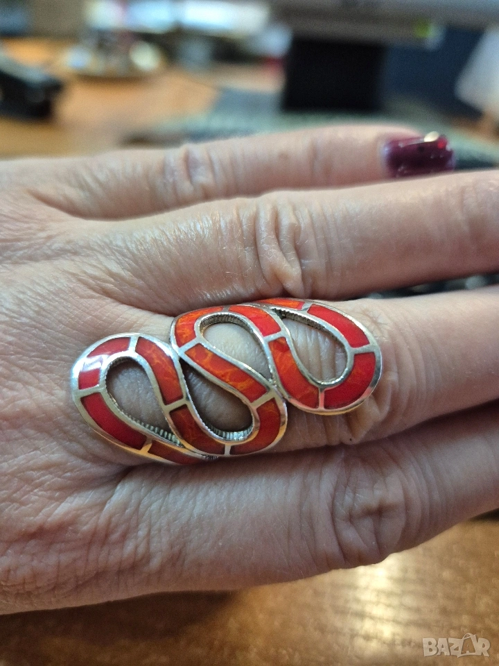 сребърен пръстен с корал, снимка 1