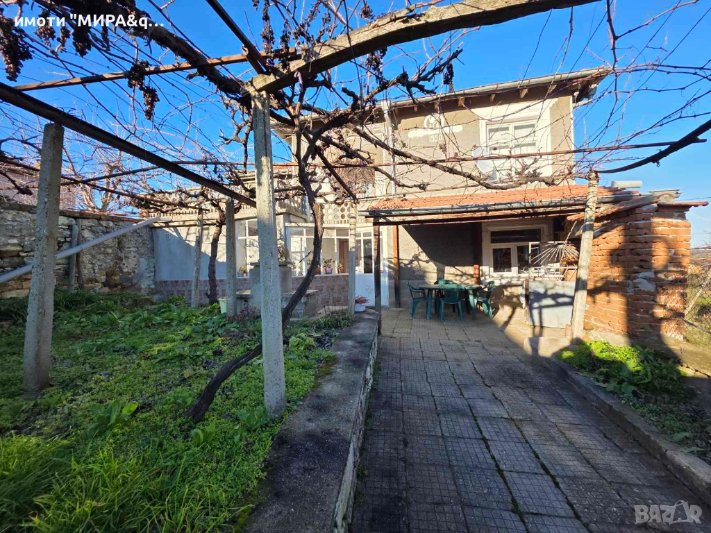 Къща с двор в с. Стамболово,обл.Хасково–спокойствие, пространство, снимка 1