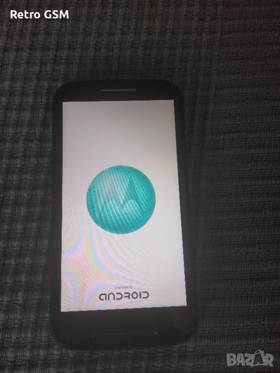Motorola Moto E (забива на логото), снимка 1