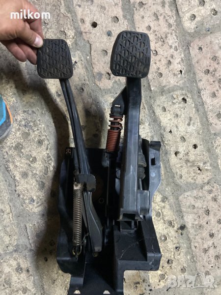 Конзола с педали за ръчка ц класа w203 съединител спирачка помпичка съеднител, снимка 1